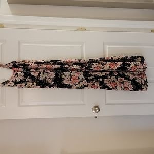 Billabong floral maxi dress size M